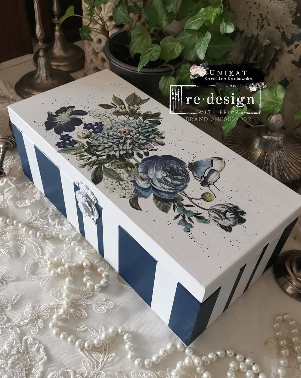 Indigo Petals kvetinovy transfer na nabytok